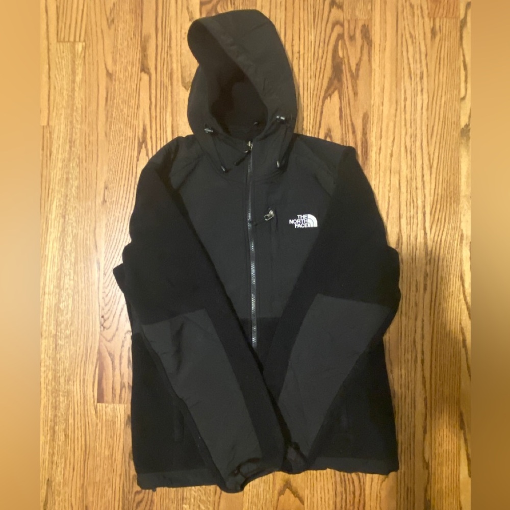 The North Face Women’s Denali Fleece Jacket
